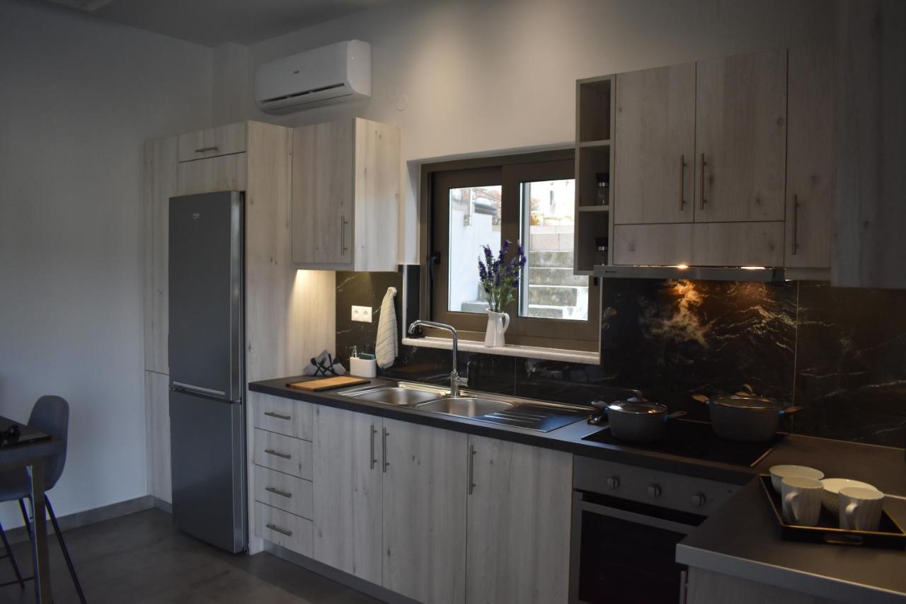 Athina'S Cozy House Apartment Sfakianalion ภายนอก รูปภาพ